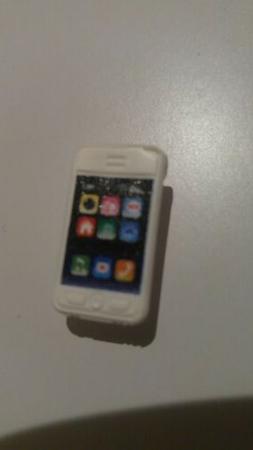 BARBIE DOLL ACCESSORY WHITE SMART PHONE FOR DIORAMA