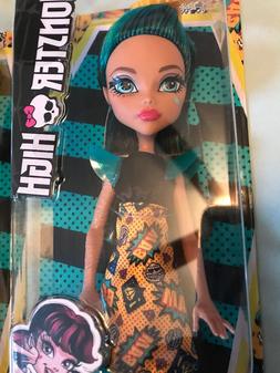 Monster High Doll CLEO DE NILE FRIGHTS CAMERA ACTION new in 