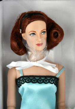 In Make-up Basic Joan Crawford Hollywood Glamour 2009 Le 500