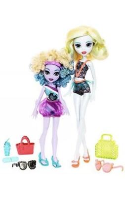 Monster High Monster Family Lagoona Blue and Kelpie Blue Dol