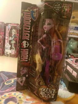 Monster High Freaky Fusion Operetta Doll