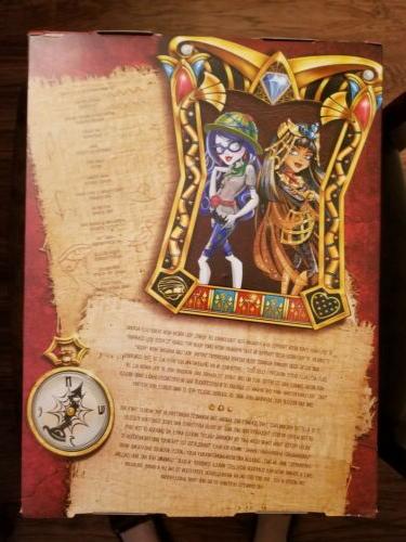 Monster Nile & Ghoulia Mattel Vault Pack SDCC Set