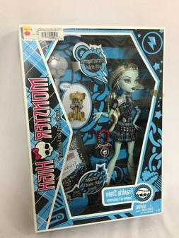 Monster High 1st Wave Original Doll Frankie Stein with Pet M