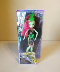 Monster High Electrified Venus McFlytrap Doll New NRFB