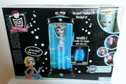 Monster High~Hydration Station & Dead Tired Lagoona Blue Dol