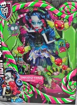 Monster High SWEET SCREAMS Ghoulia Yelps Holiday Candy EXCLU