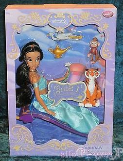 Disney Princess Jasmine 11" Deluxe Singing Doll Set.