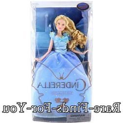 Disney Store Princess Cinderella Live Action Film Movie Pose