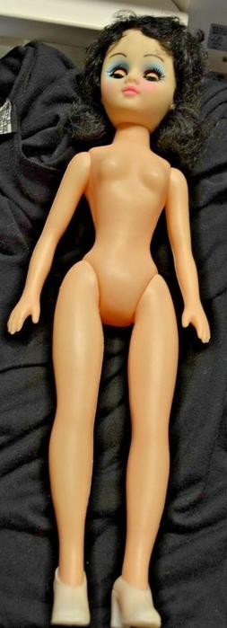 Vintage Fiber Craft 15 inch Fashion Doll Light with Black Ha